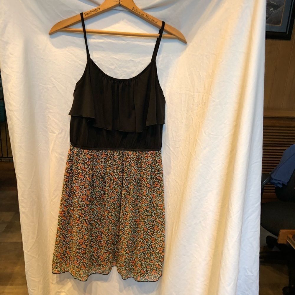 Sweet Storm Strappy Top Black/Floral Large